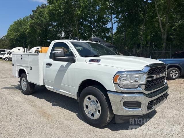 RAM 2500 Furgonetas caja abierta