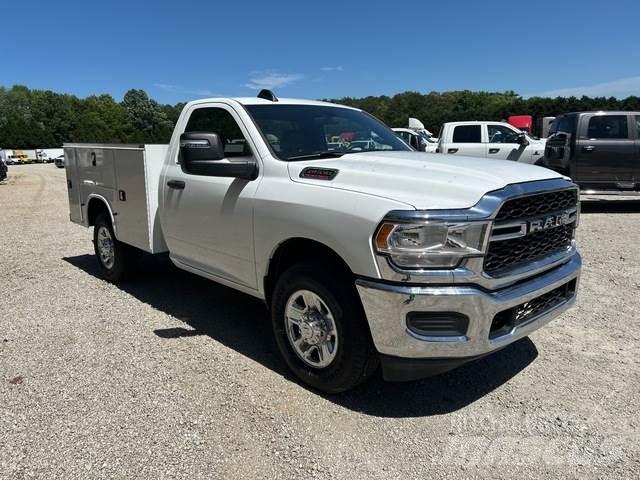 RAM 2500 Furgonetas caja abierta