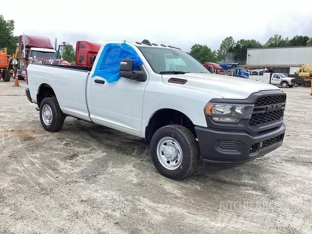RAM 2500 Otras furgonetas