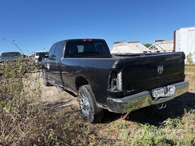 RAM 2500 Furgonetas caja abierta