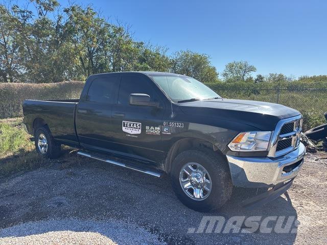 RAM 2500 Furgonetas caja abierta