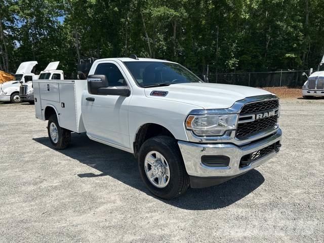 RAM 3500 Furgonetas caja abierta