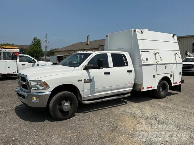 RAM 3500 Furgonetas caja abierta