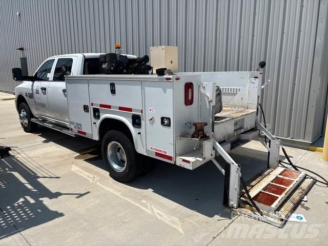 RAM 3500 Furgonetas caja abierta