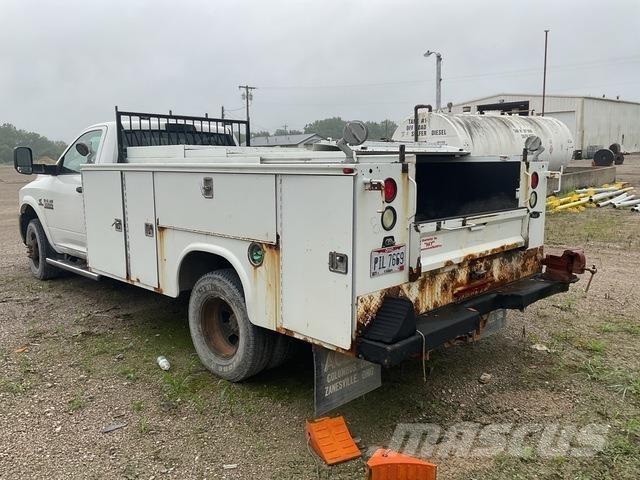 RAM 3500 Furgonetas caja abierta