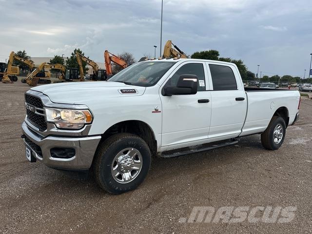 RAM 3500 Furgonetas caja abierta
