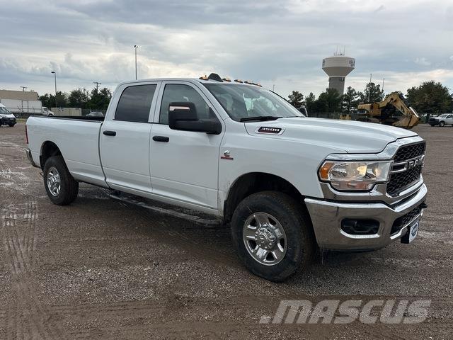 RAM 3500 Furgonetas caja abierta