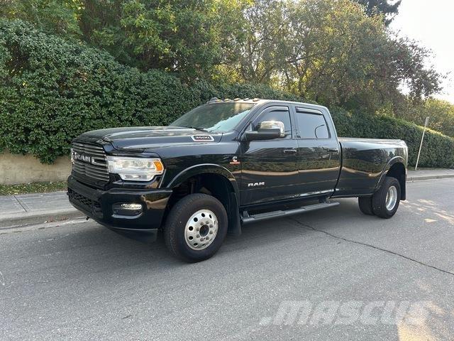 RAM 3500 Furgonetas caja abierta