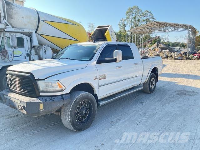 RAM 3500 Furgonetas caja abierta
