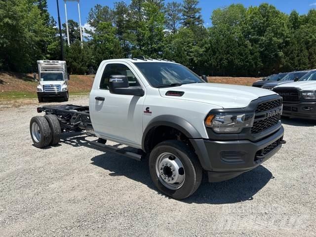 RAM 5500 Cabinas e interior