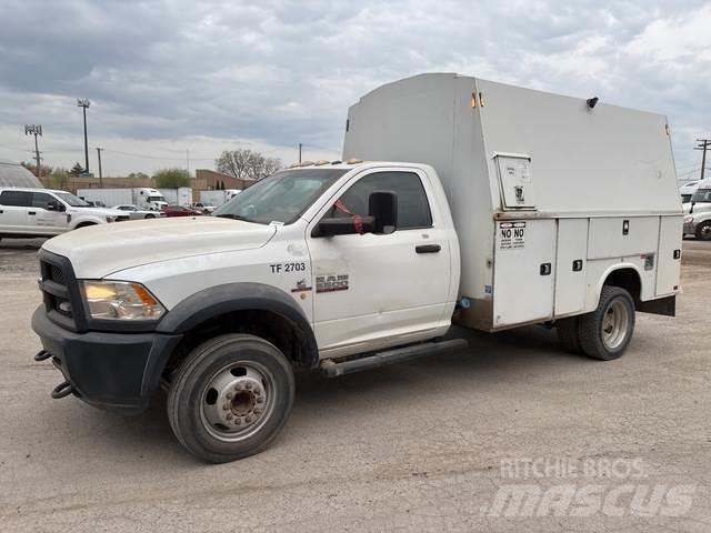 RAM 5500 Furgonetas caja abierta