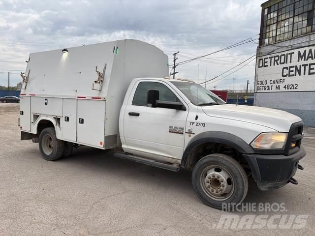 RAM 5500 Furgonetas caja abierta