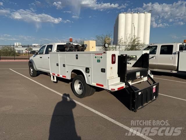 RAM 5500 Furgonetas caja abierta