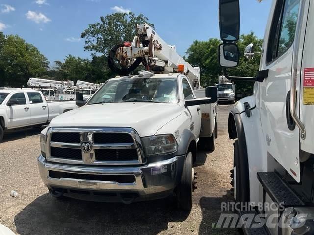 RAM 5500 Plataformas sobre camión