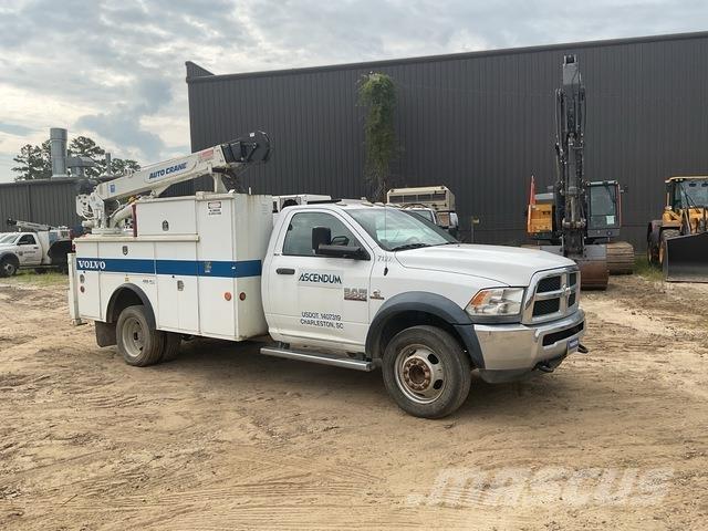 RAM 5500 Vehículos - Taller