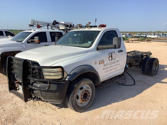 RAM 5500HD Cabinas e interior