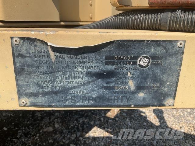  Raytheon M1101 Otros remolques