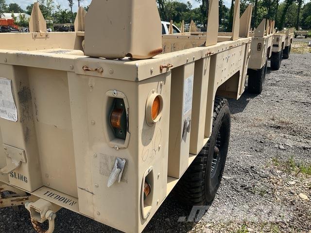  Raytheon M1101 Otros remolques