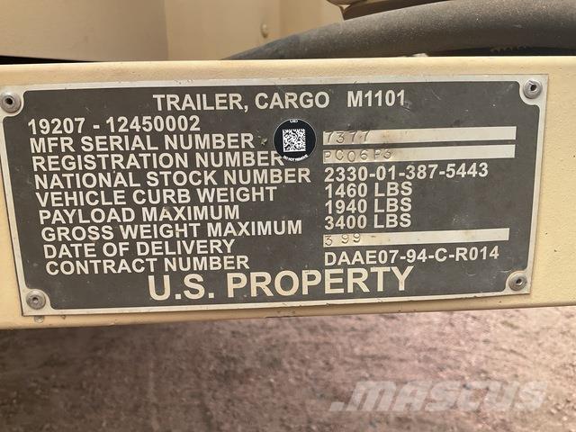  Raytheon M1101 Otros remolques