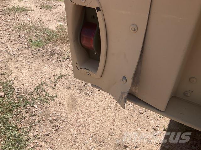  Raytheon M1101 Otros remolques