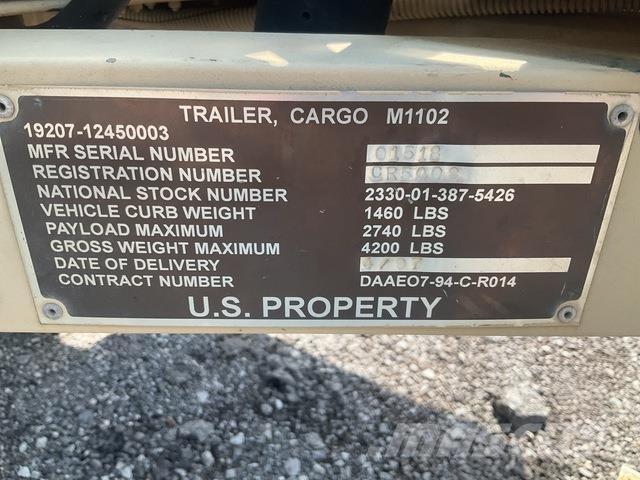  Raytheon M1102 Otros remolques