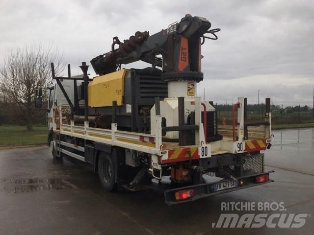 Renault D250 Camiones de perforación móvil