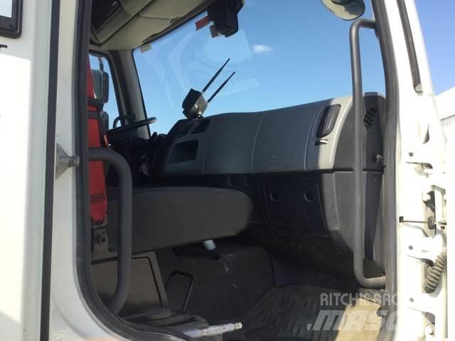 Renault D250 Camiones de perforación móvil