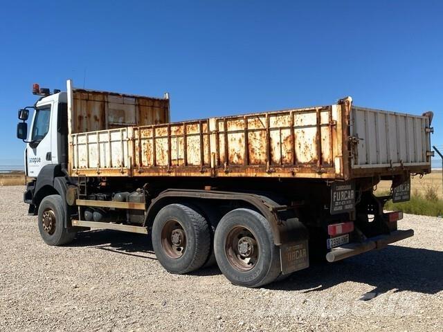 Renault Kerax Camiones bañeras basculantes o volquetes