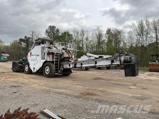 Roadtec 2500E Vehículos de transporte de materiales