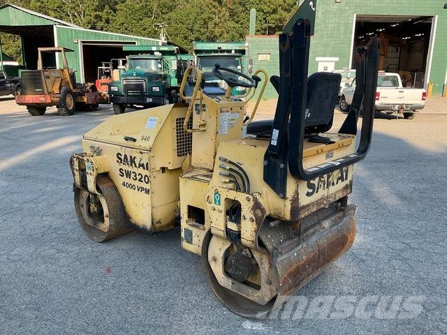 Sakai SW320 Rodillos de doble tambor