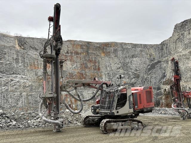 Sandvik DX800R Perforadoras de superficie