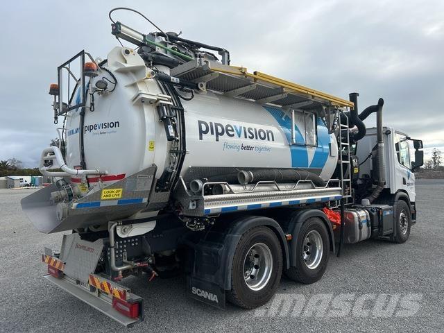 Scania P320 Camiones aspiradores/combi
