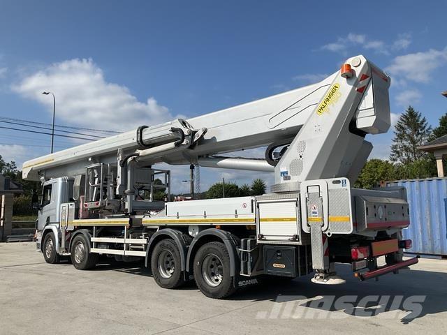 Scania P410LB Plataformas sobre camión