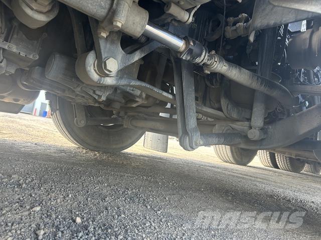 Scania R620 Camiones aspiradores/combi