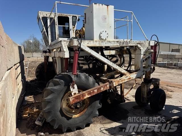 Scarab 14 HYD Volteadores de compost