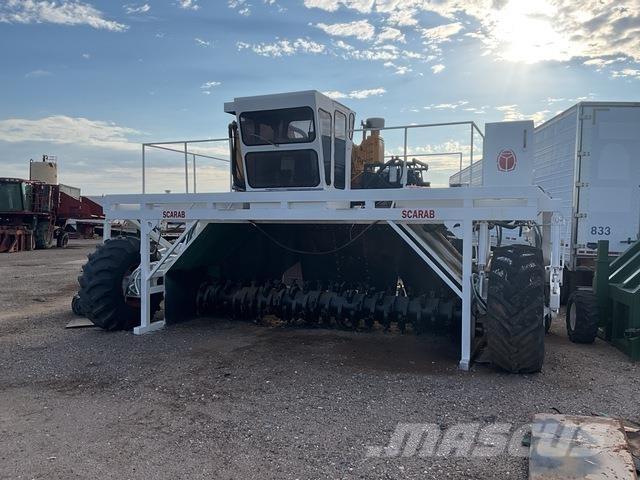 Scarab 16HYD Volteadores de compost