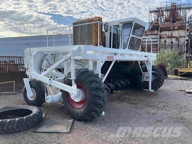 Scarab 16HYD Volteadores de compost