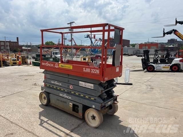 SkyJack SJ3226 Plataformas tijera