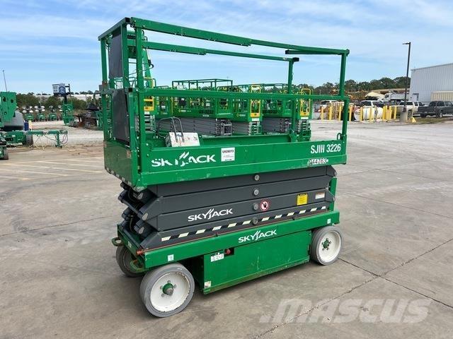 SkyJack SJ3226 Plataformas tijera