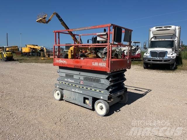 SkyJack SJ4632 Plataformas tijera