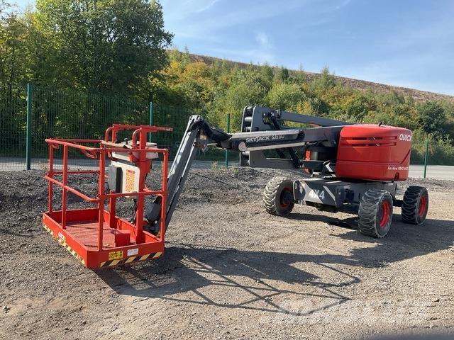 SkyJack SJ51AJ Plataforma de trabajo articulada
