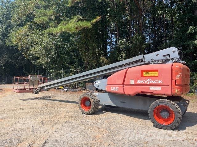 SkyJack SJ82T Plataformas de trabajo telescópica