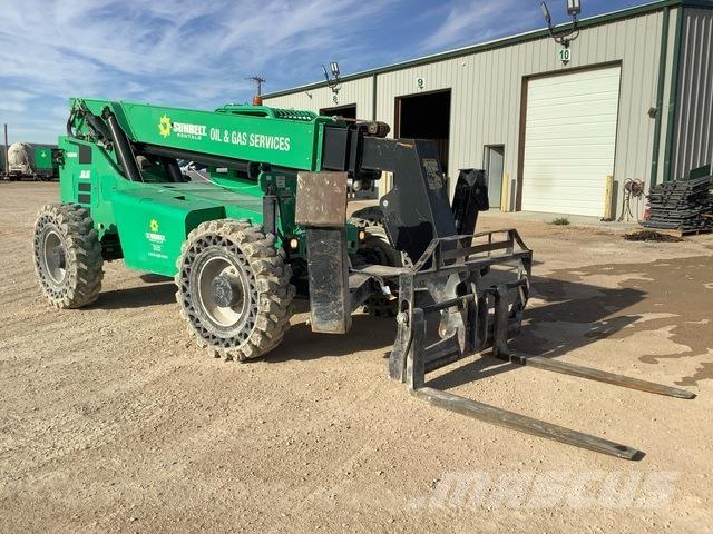 SkyTrak 10042 Carretillas telescópicas