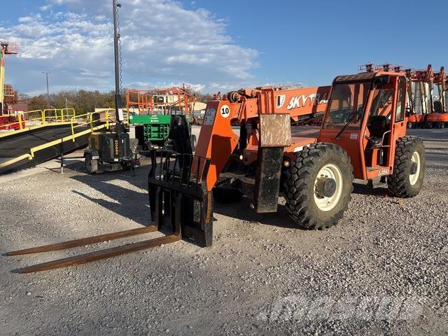 SkyTrak 10054 Carretillas telescópicas