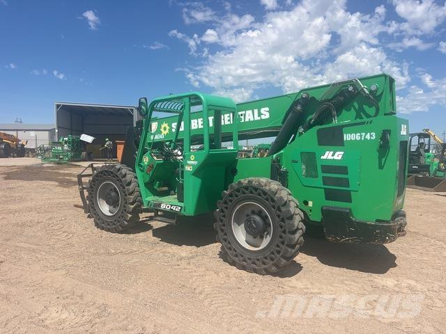 SkyTrak 8042 Carretillas telescópicas