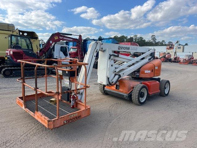 Snorkel A46JE Plataforma de trabajo articulada