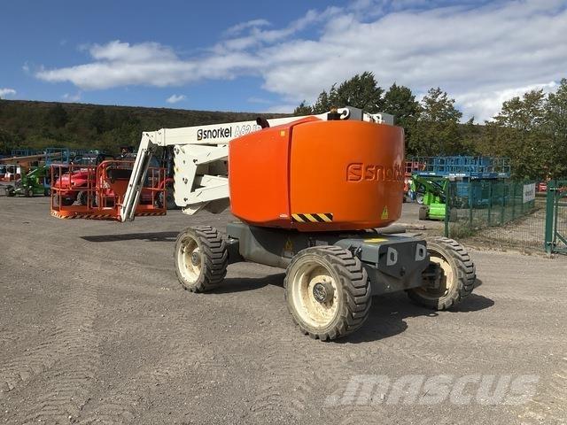 Snorkel A62VRT Plataforma de trabajo articulada