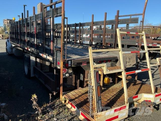 Sterling A6500 Camiones plataforma