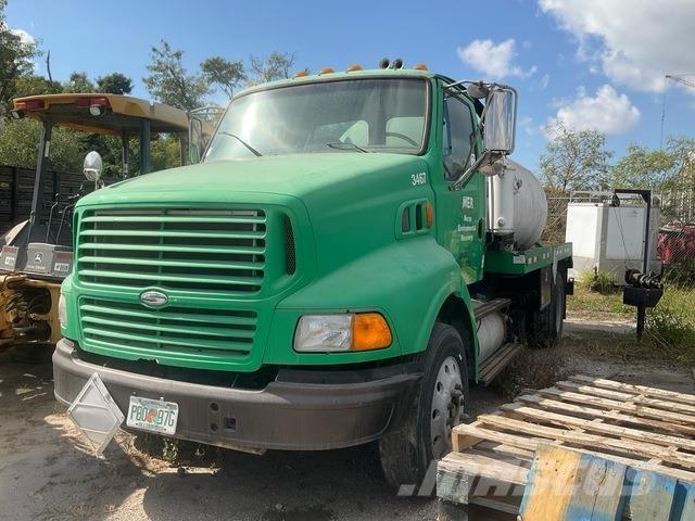 Sterling A9513 Camiones aspiradores/combi