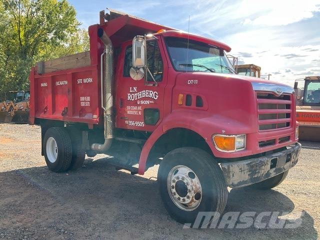 Sterling L7500 Camiones bañeras basculantes o volquetes